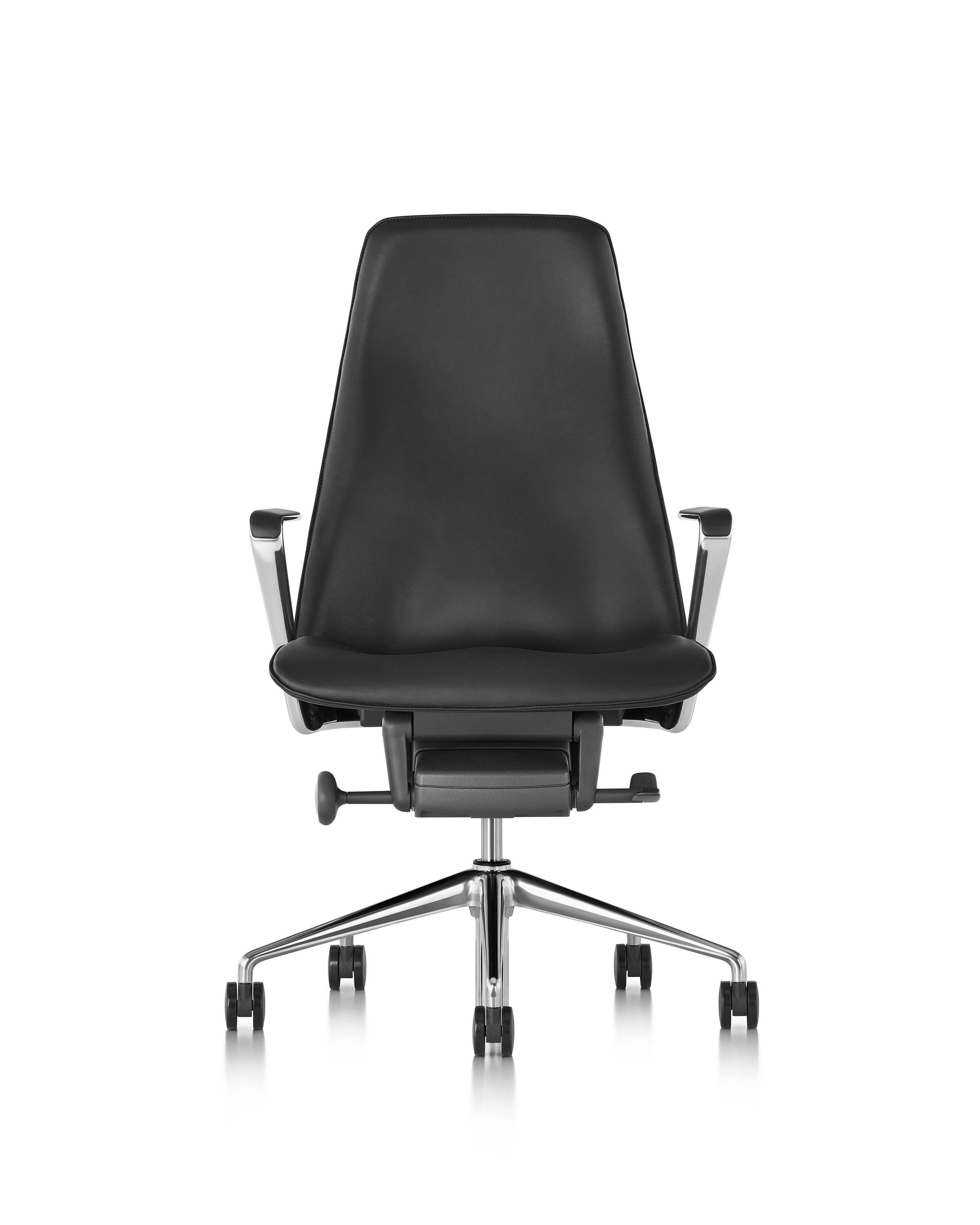 [办公椅|现代真皮中班椅|办公家具|登录入口家具|锥形大班椅]