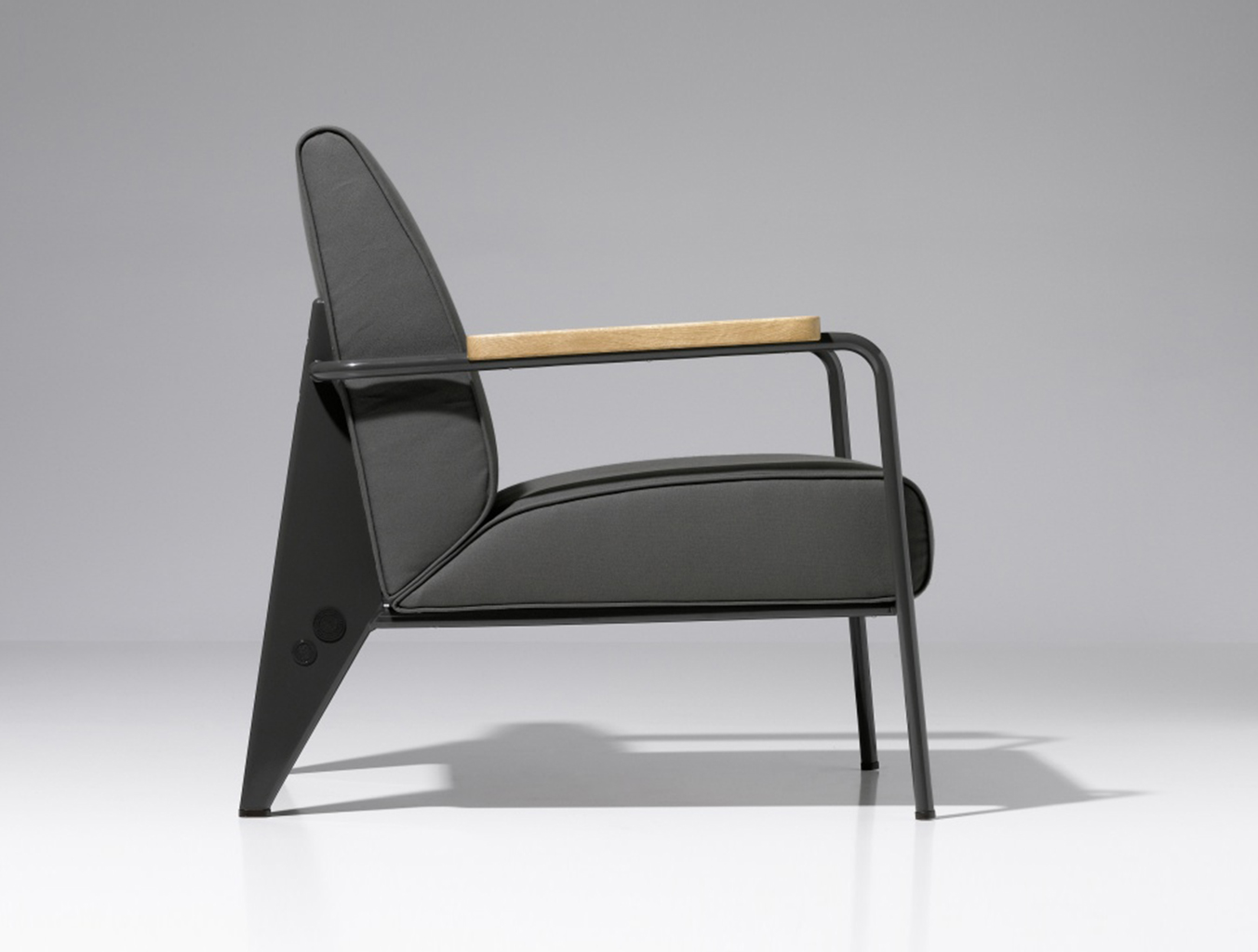 乐动在线体育·(China)官方网站 - 坐具|休闲椅|办公家具|登录入口家具|Fauteuil de Salon