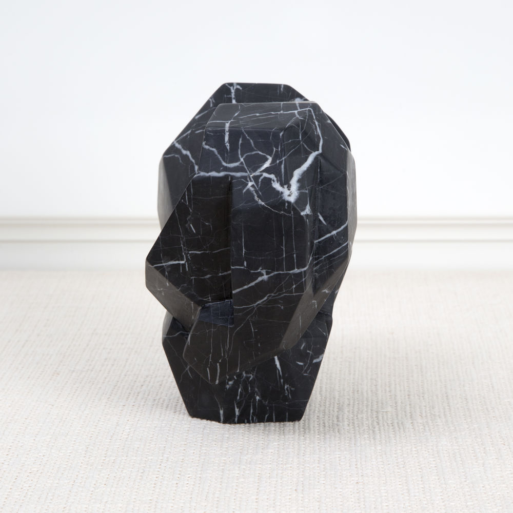 乐动在线体育·(China)官方网站 - 附件|饰品|办公家具|登录入口家具|破碎的心