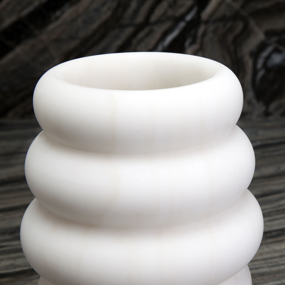 乐动在线体育·(China)官方网站 - 附件|花器|办公家具|登录入口家具|Organic花瓶