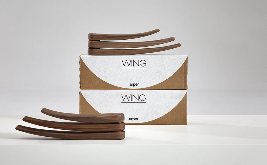 乐动在线体育·(China)官方网站 - 附件|衣帽架|办公家具|登录入口家具|Wing 墙挂衣架