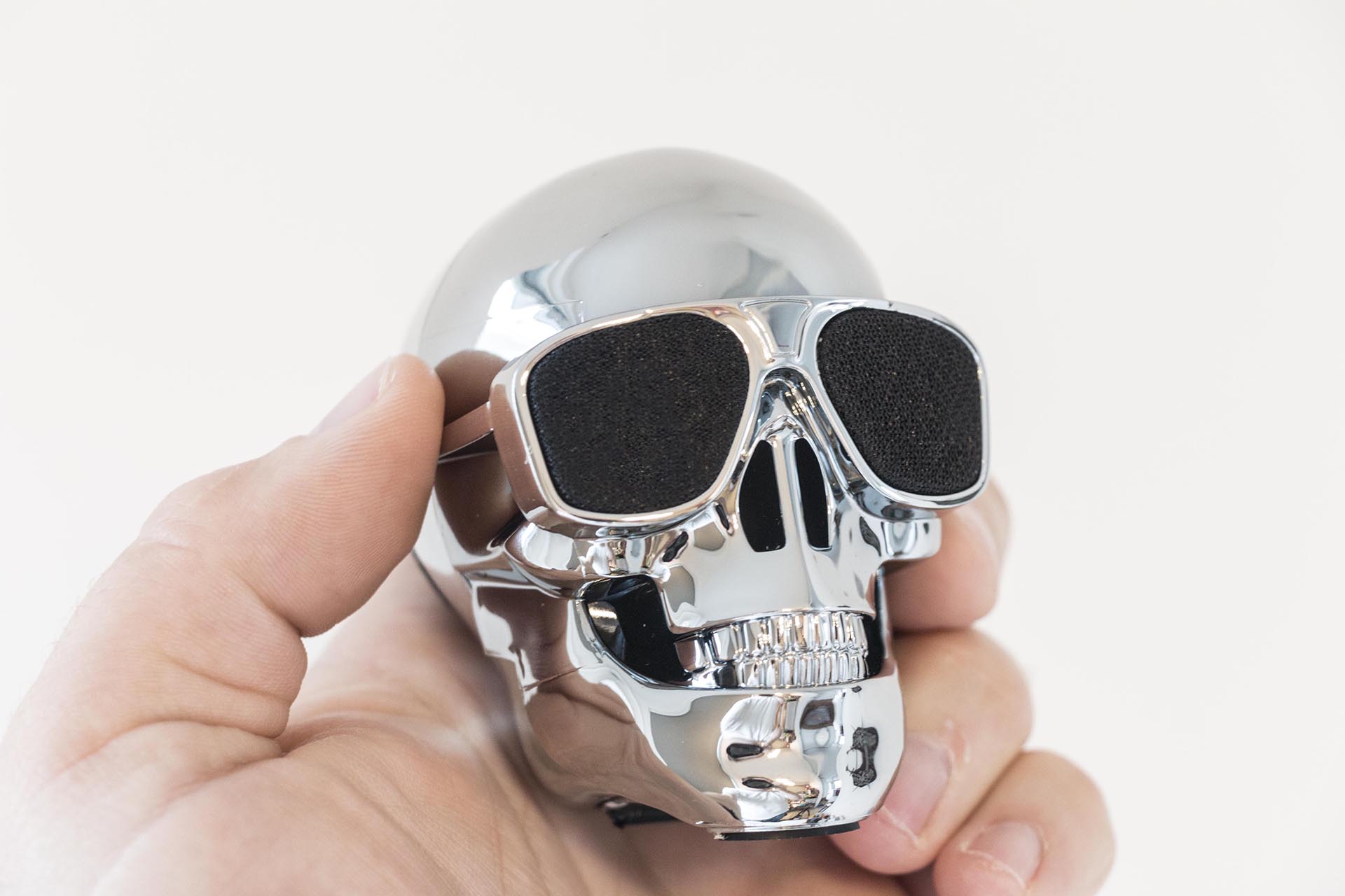 乐动在线体育·(China)官方网站 - 附件|饰品|办公家具|登录入口家具|AeroSkull Nano音箱