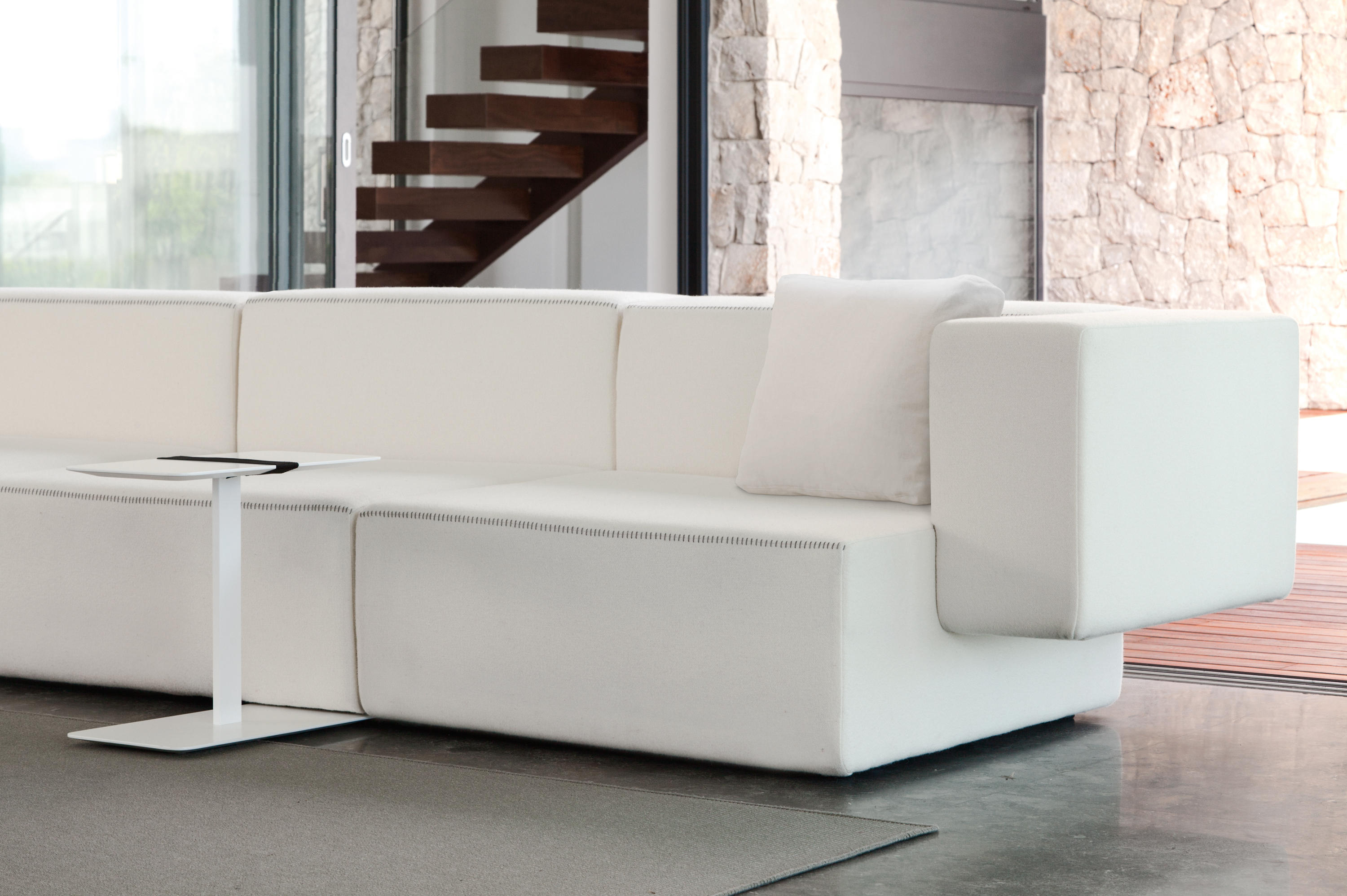 乐动在线体育·(China)官方网站 - 坐具|沙发|办公家具|登录入口家具|Step sofa 沙发