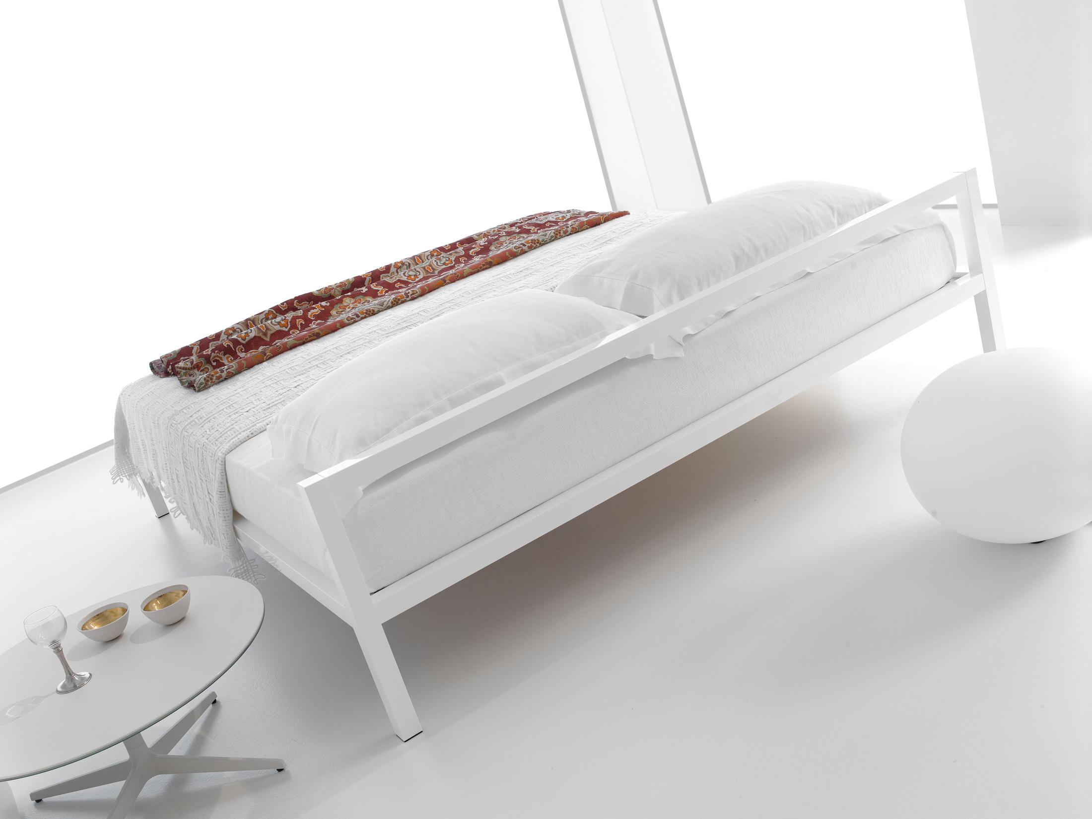 乐动在线体育·(China)官方网站 - 卧室|床|办公家具|登录入口家具|ALUMINIUM BED 床
