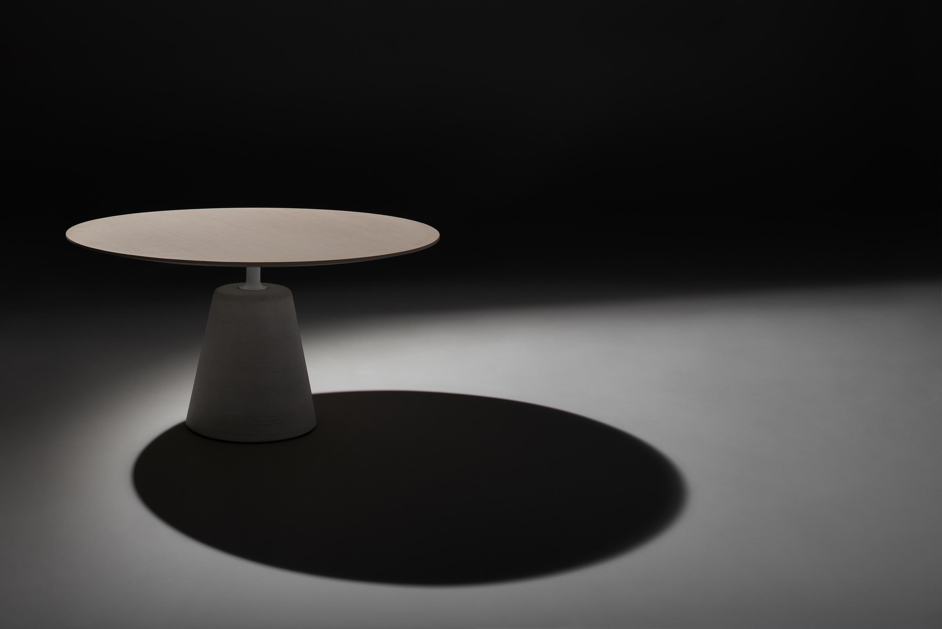 乐动在线体育·(China)官方网站 - 桌几|餐桌|办公家具|登录入口家具|ROCK TABLE 餐桌/咖啡桌
