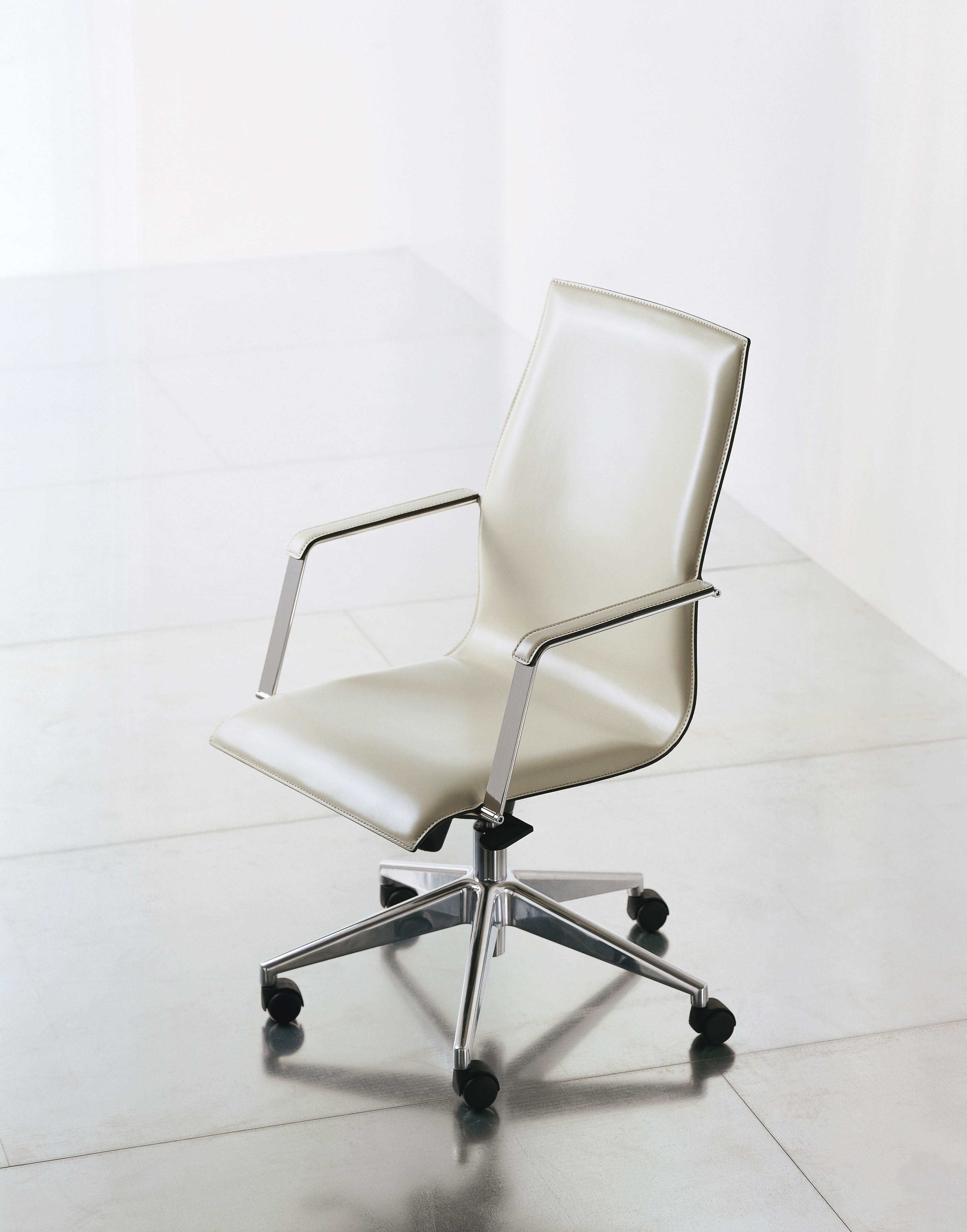 办公椅|现代真皮会议椅|办公家具|登录入口家具|KX executive 办公椅洽谈椅