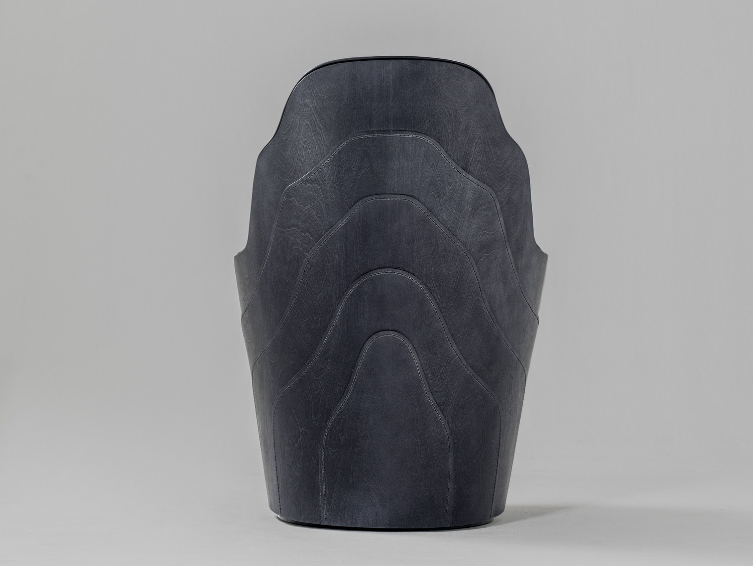 乐动在线体育·(China)官方网站 - 坐具|沙发|办公家具|登录入口家具|Couture 休闲沙发