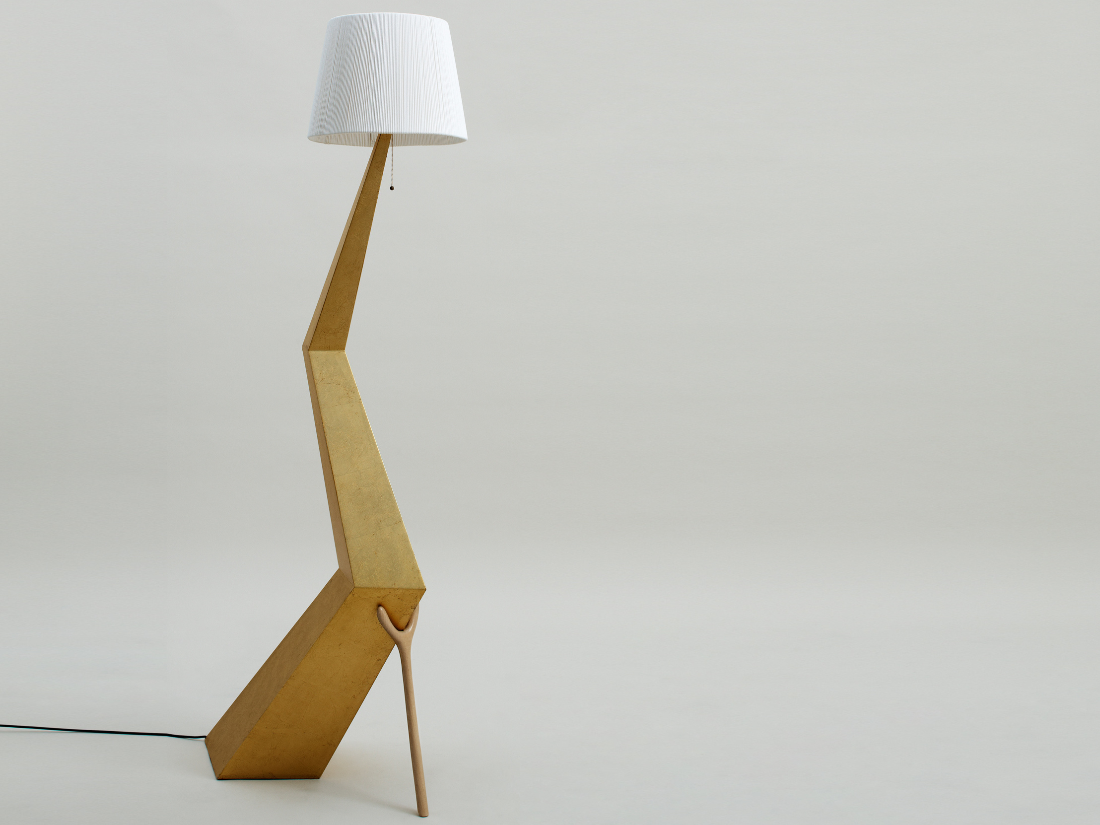 乐动在线体育·(China)官方网站 - 灯饰|落地灯|办公家具|登录入口家具|Bracelli lamp 落地灯
