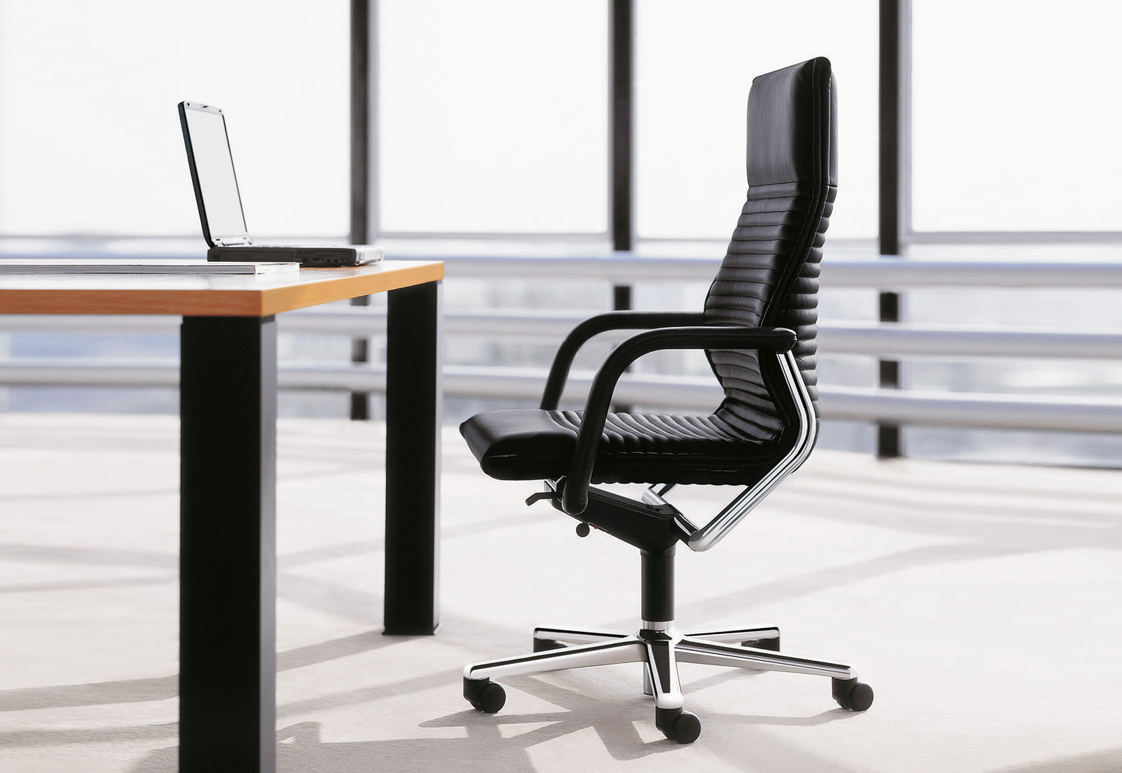办公椅|现代真皮会议椅|办公家具|登录入口家具|FS-Line 212/5 会议椅