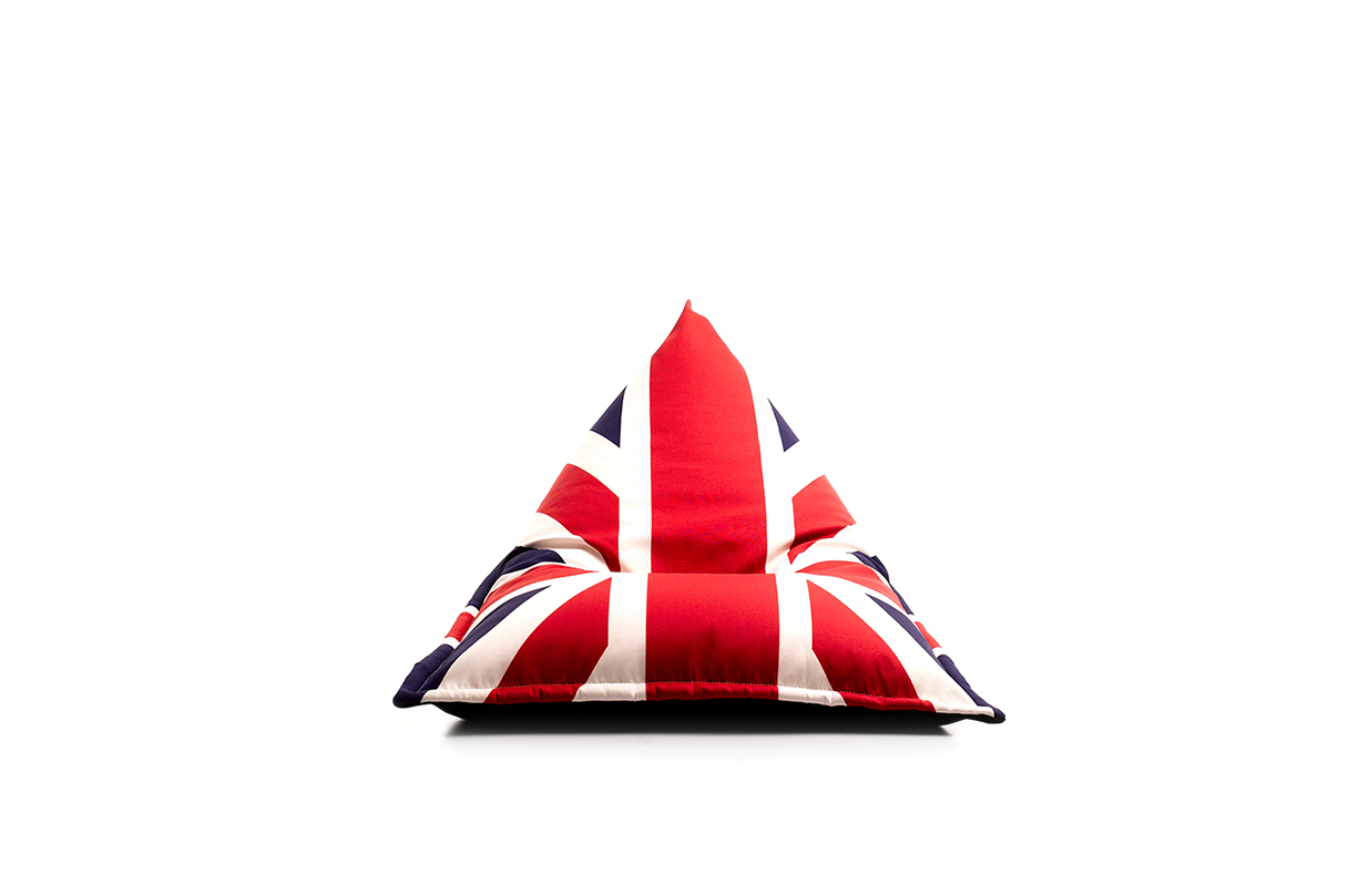 乐动在线体育·(China)官方网站 - 坐具|沙发|办公家具|登录入口家具|UK Lazy T懒人沙发